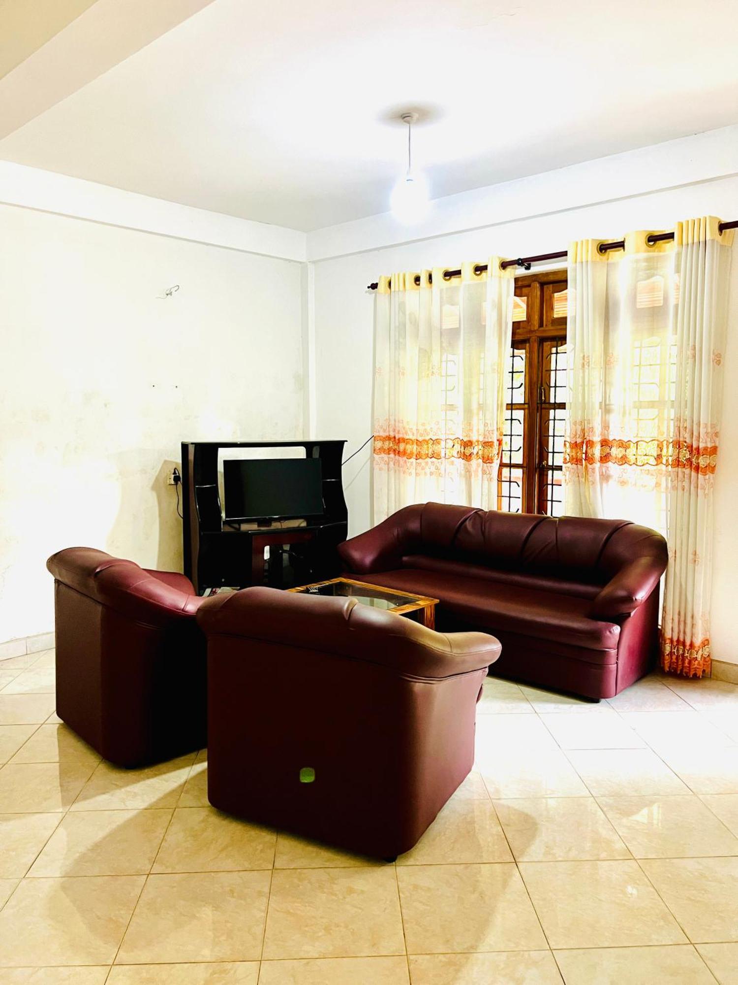 Pineview Lodge إيلا المظهر الخارجي الصورة