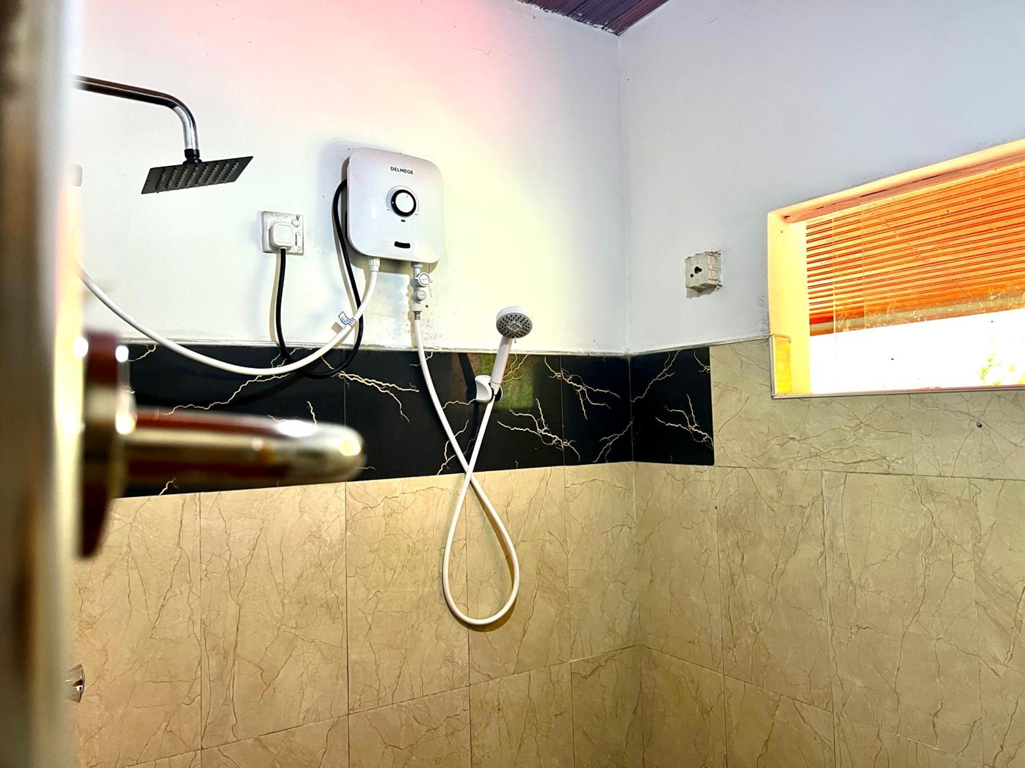 Pineview Lodge إيلا المظهر الخارجي الصورة